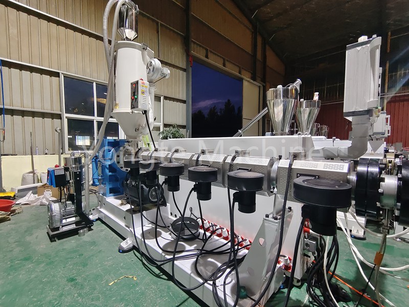 PE/PP Plastic Lumber Extrusion Machine for reusing plastic film wastage