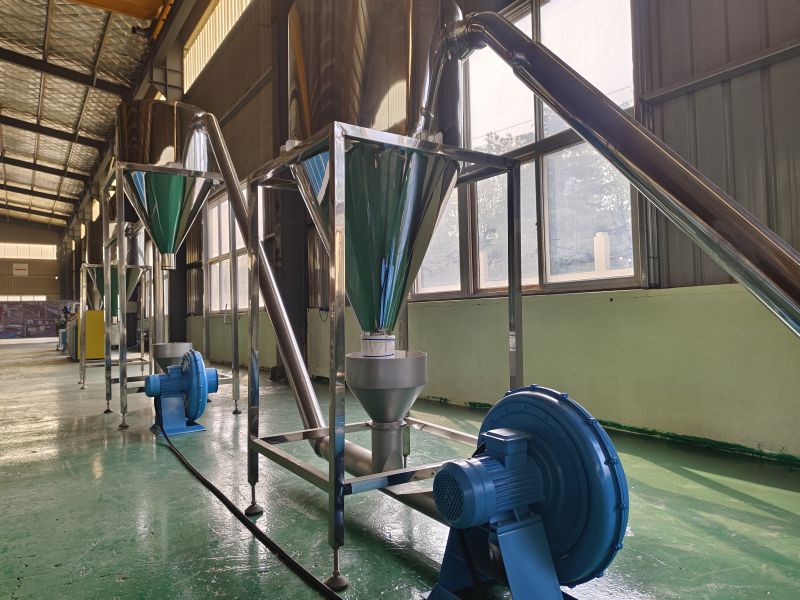 WPC granulation machine with crusher