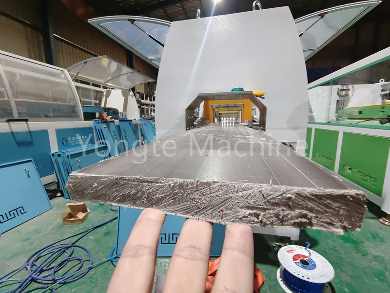 PE/PP Plastic Lumber Extrusion Machine for reusing plastic film wastage