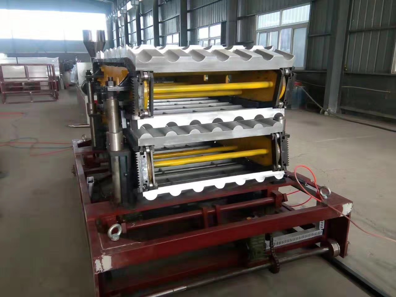 PVC Glazed Tile Stone Plastic Tile Equipment