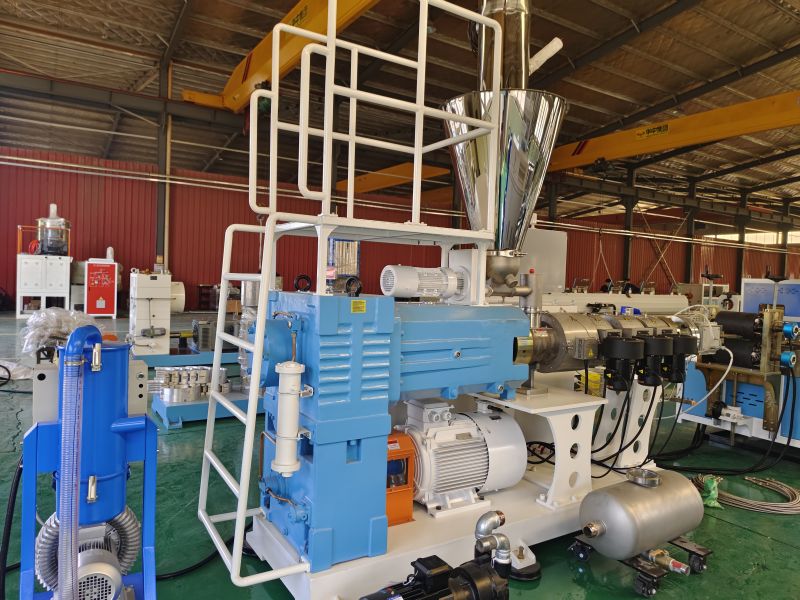 WPC Fluted Wall Panel Extrusion Machine
