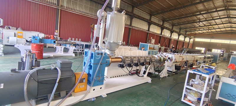 90-250mm PE Pipe Extrusion Line