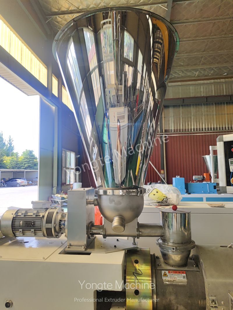 Conical Twin Screw Extruder Machine