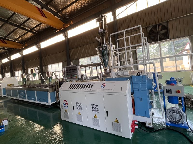 WPC Fluted Wall Panel Extrusion Machine