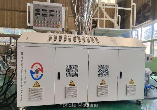 Conical twin-screw extruder with CE certificate