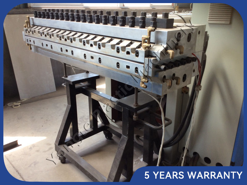 Wood Plastic WPC furniture board making machine