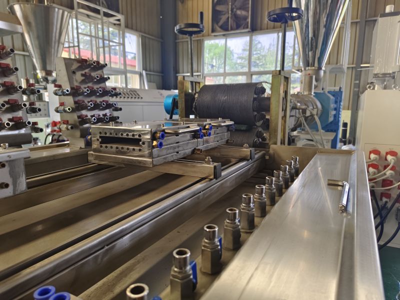 WPC Fluted Wall Panel Extrusion Machine